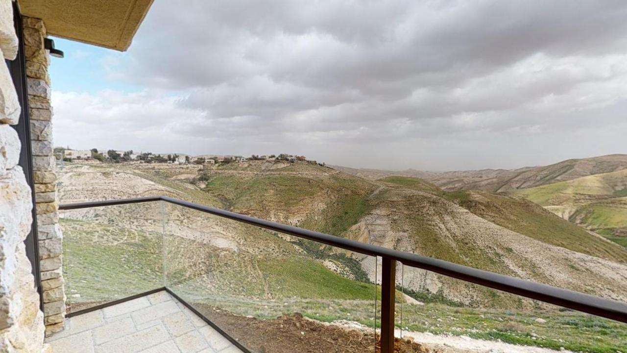 Genesis Land Desert Hospitality Kfar Adumim Dış mekan fotoğraf